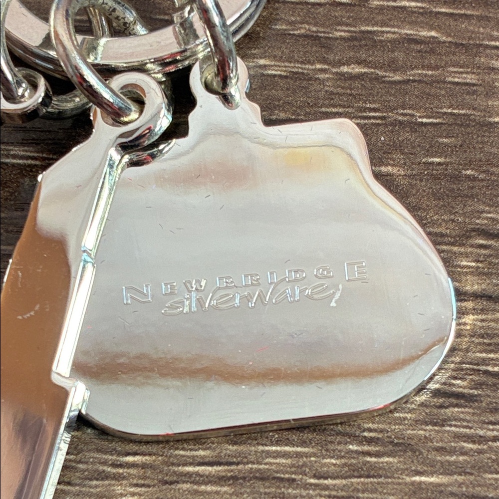 Newbridge Silverware Keychain with Box - Picture 3 of 8